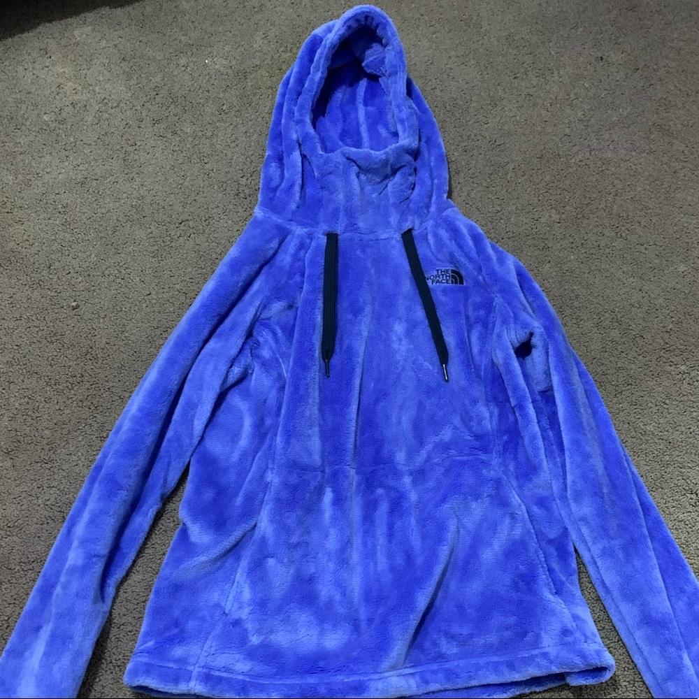 North face women’s pull over - size small